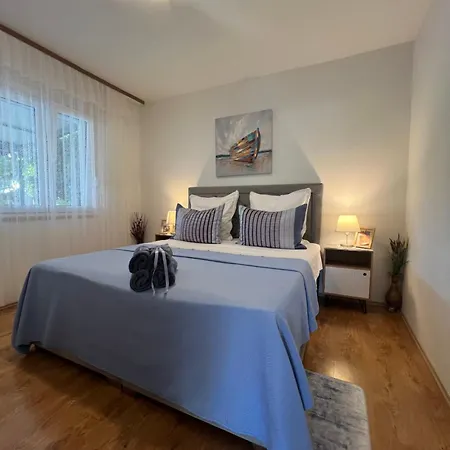 公寓 Sunny Right By The Sea Ražanj