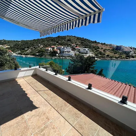 Sunny Right By The Sea 公寓 Ražanj