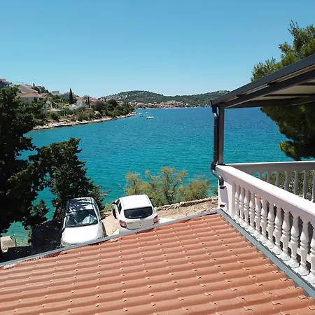 公寓 Sunny Right By The Sea