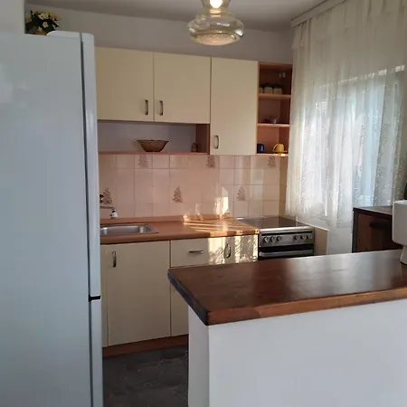 Sunny Right By The Sea Ražanj