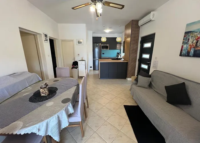 Sunny Right By The Sea Appartamento